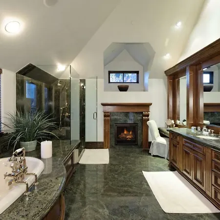 Villa Yariman Protloan Zh Virhado Near Parking And Markets Hausham